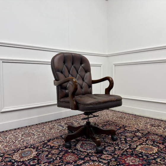 Sedia da ufficio Chesterfield inglese marrone #3 – Sedie da ufficio, Leather, Wood (photo 8 of 8)