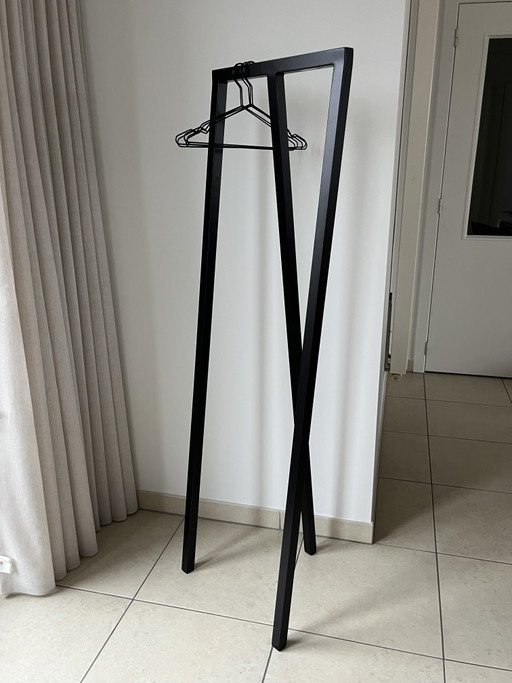 1 soporte para heno tipo loop, incluye juego de perchas.