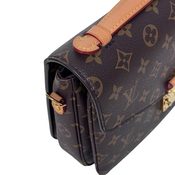 Louis Vuitton Pochette Métis – Crossbody bags, Calfskin (photo 6 of 12)