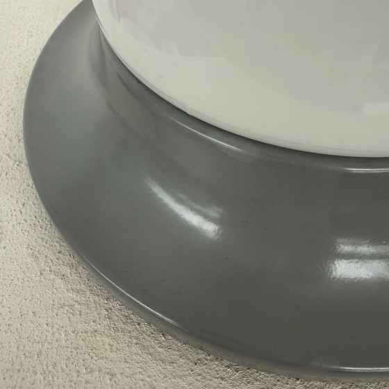 Image 1 of Lampada da soffitto/parete rotonda in metallo grigio anni '60/'70