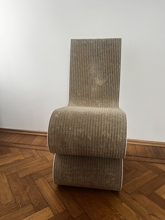 Iconic Vitra Frank Gehry Wiggle Chair – Stoelen / fauteuils, Paper, Wood (photo 8 of 10)