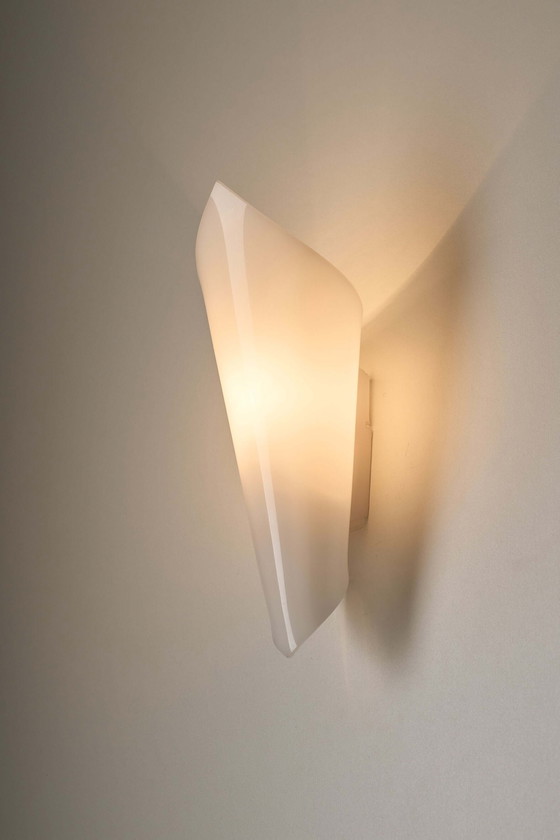 Set of 2 Open Cone Wall Lamps in White Plexiglas by Hanns Hoffmann-Lederer, Germany, 1950s, Wall lights (photo 4 of 9)