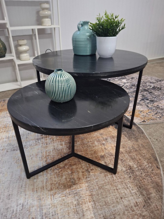 Image 1 of Ensemble de table basse chic avec plateau en marbre véritable et piètement en métal