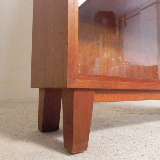 Image 1 of Vetrina con 4 ante scorrevoli in vetro, Musterring, anni '60