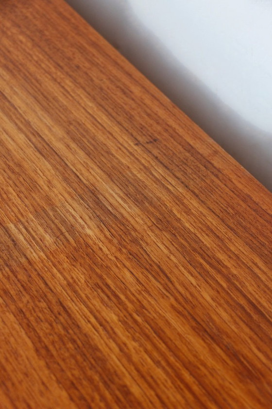 Image 1 of Mobiletto vintage in vinile con piano in teak (anni '60)