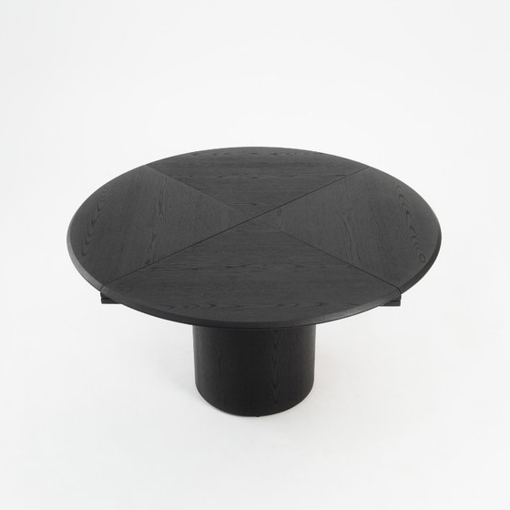 Image 1 of TABLE ROUND/SQUARE QUAD0 Black Oak – Simple Table, Amazing Function
