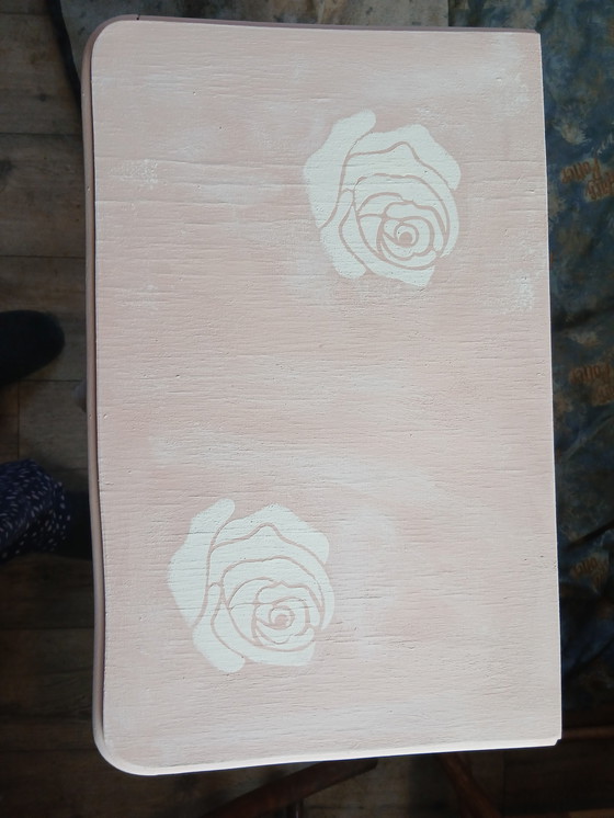 Image 1 of Table de nuit enfant relooke