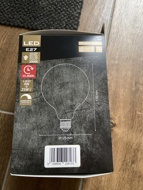 Image 1 of Lampe de table en bronze style Empire