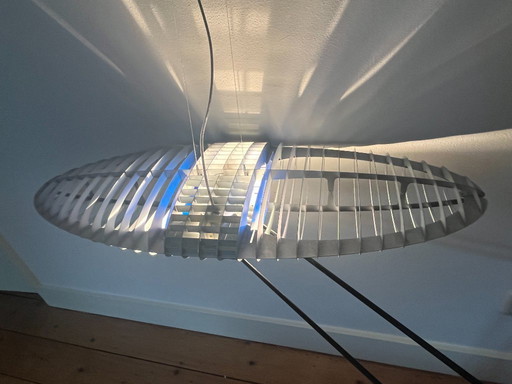 Suspension Titania, plan Luce.
