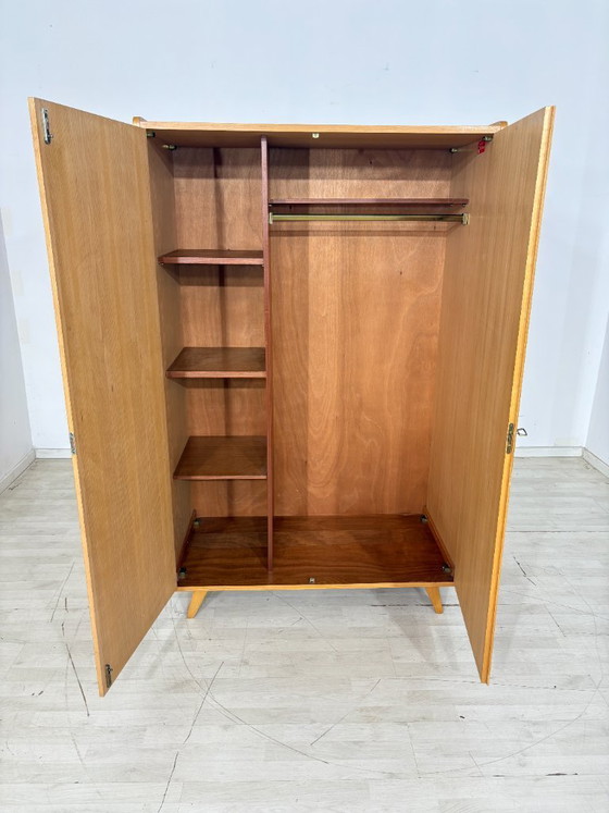Image 1 of Kledingkast uit het midden van de vorige eeuw / kledingkast uit de jaren 60 / vintage kledingkast