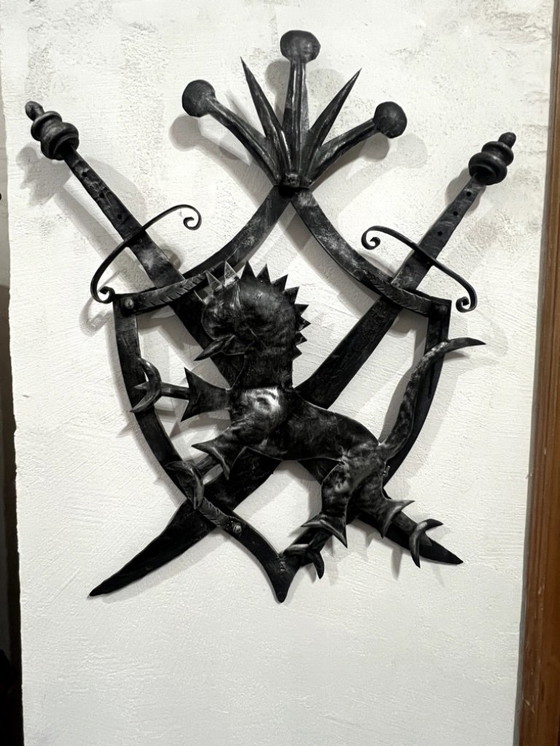 Image 1 of Heraldic shield from 1200