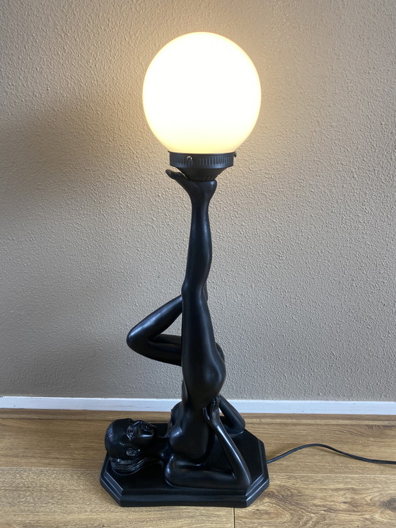 Image 1 of Lampada da tavolo vintage Art Déco Nude di metà secolo