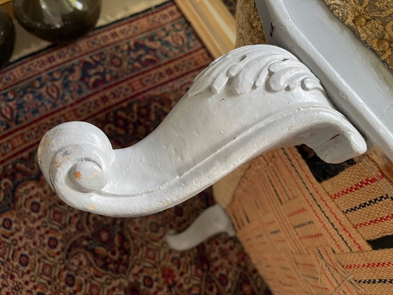 Image 1 of Authentieke 19e-eeuwse Louis-Philippe chaise longue (ca. 1840) met handgesneden acanthuspoten, professioneel herstoffeerd