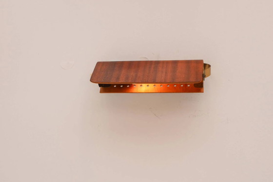 Applique vintage in teak. Design scandinavo classico di metà secolo. – Metal, Brass, Scandinavian (photo 3 of 14)