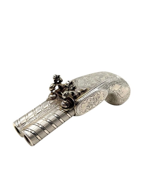 Gun-Shaped Silver Vermeil Snuff Cigarette Box, France, Early 20th Century