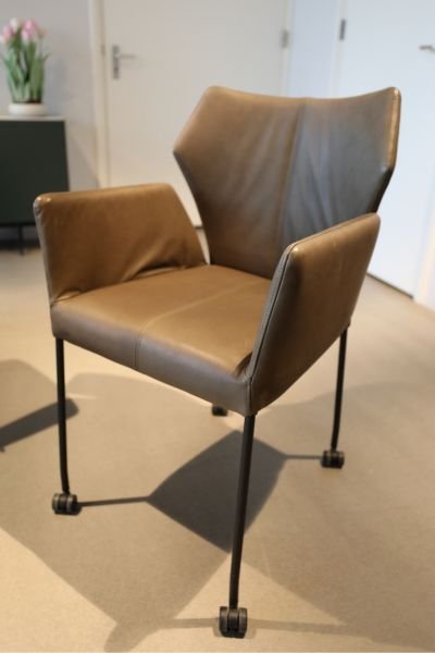 Silla de comedor Fly de marca propia