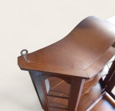 Image 1 of Hollandse klassieke hangvitrine 1970 