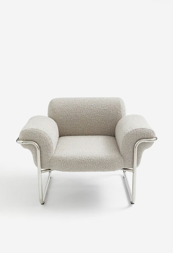Image 1 of Fauteuil Design Vintage Contemporain Tissu Bouclette Beige Et Structure Chromée