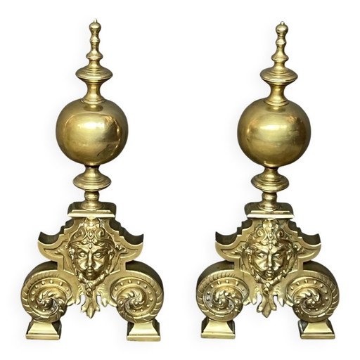 Kaminverzierungen im Renaissancestil. Massive Bronze. – decoratieve objecten
