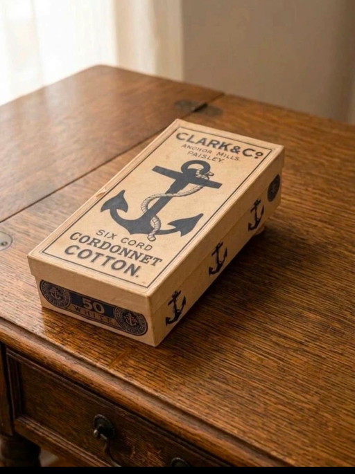 Caja Vintage "Clark & Co. Anchor" - Joyero / Costura Vintage