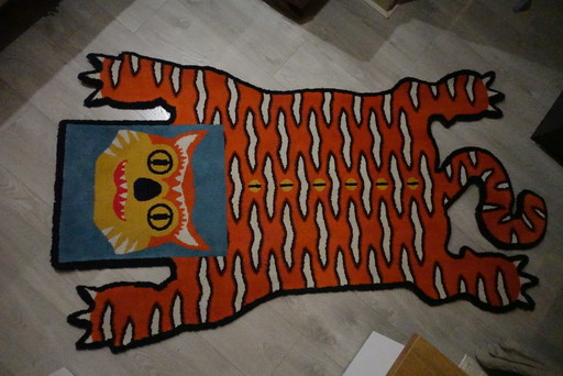 Tiger carpet IKEA (Glödande), Walter van Beirendonck