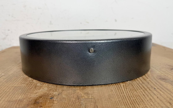 Image 1 of Grijze industriële fabriekswandklok van Elfema, jaren 60.