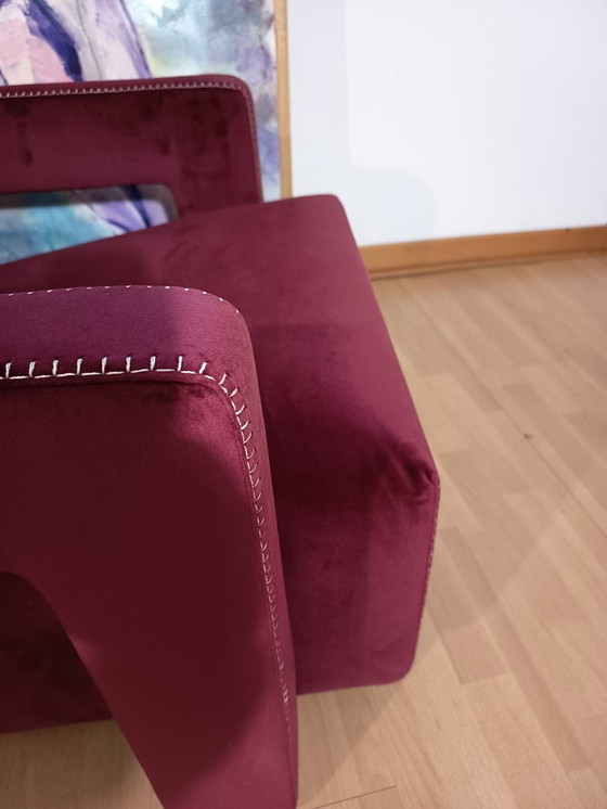 Image 1 of CASSINA 2X Poltrone 637 UTRECHT  (NUOVE MAI USATE) in Velluto 13L Ortigia/Plum con Cuciture in filo Naturale a punta Cavallo