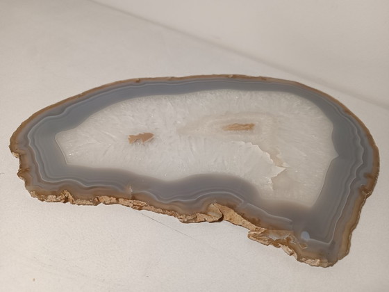 Image 1 of Large agate disc with transparent crystallization