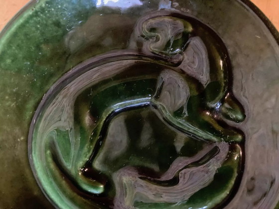 Image 1 of Schmuckschale oder Aschenbecher mit Otter- und Fischmotiv aus emailliertem Gusseisen, Finnland, 1960er Jahre