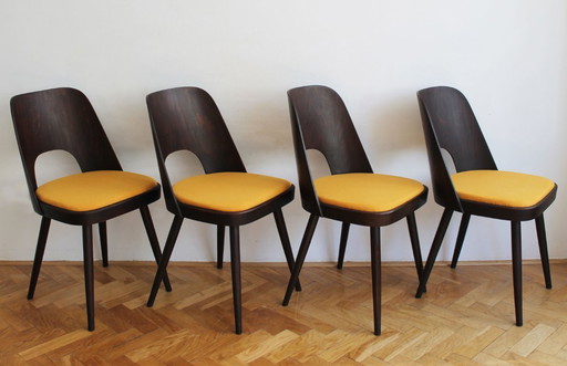 Ensemble de quatre chaises de salle à manger par Oswald Haerdtl
