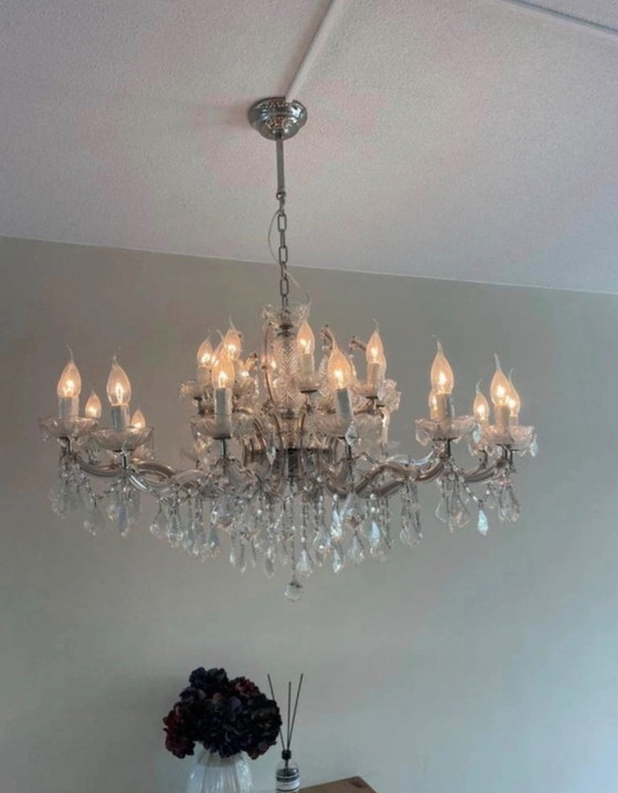 Grande Lampadario con Cristalli e Pezzi di Ricambio – Cristallo, Plastica (photo 7 of 9)