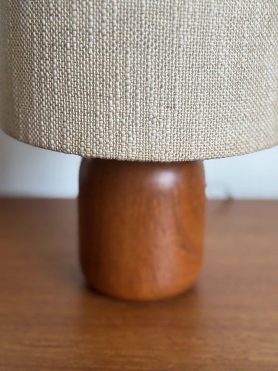 Image 1 of Lampada da tavolo vintage in teak di metà secolo, anni '60