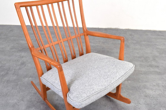 Image 1 of Mecedora de roble ML33 de Hans J. Wegner para A/S Mikael Laursen, década de 1950