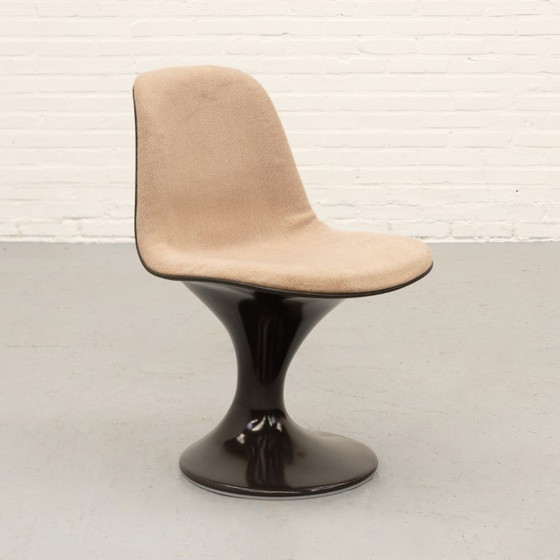Herman Miller Orbit Eetkamerset 60's – Wood, Plastic (photo 10 of 22)