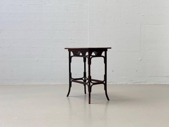 Image 1 of Rare console modèle 221/9174 de Thonet, années 1910
