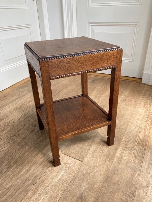 Mesa auxiliar Art Decó. Escuela de Amsterdam.