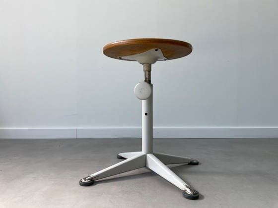 Tabouret Vintage de Friso Kramer pour Ahrend De Cirkel, 1960s – Metal (photo 4 of 9)