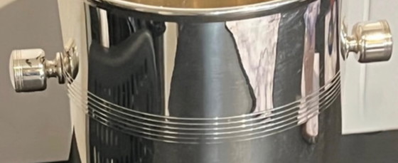 Image 1 of Eimer St-Hilaire