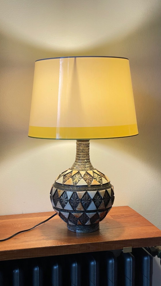 Image 1 of Vintage handgemaakte lamp, aardewerk en verzilverd metaal