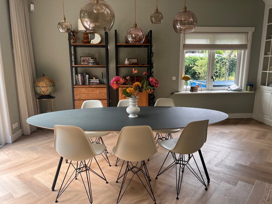 Image 1 of Design table
