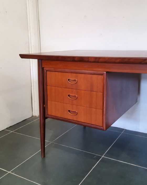 Image 1 of Oswald Vermaercke Office - V-Form - Belgium
