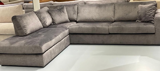 Grijze Hoekbank - Comfortabel en Stijlvol – Seats and Sofas, Hoekbanken, Suede (photo 5 of 5)