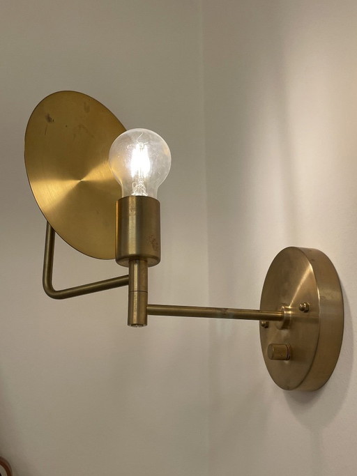 1 x Workstead Orbit wandlamp