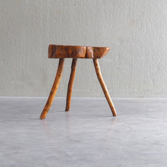 Vintage Franse bijzettafel van iepenhout in een koffer – Wood (photo 10 of 21)