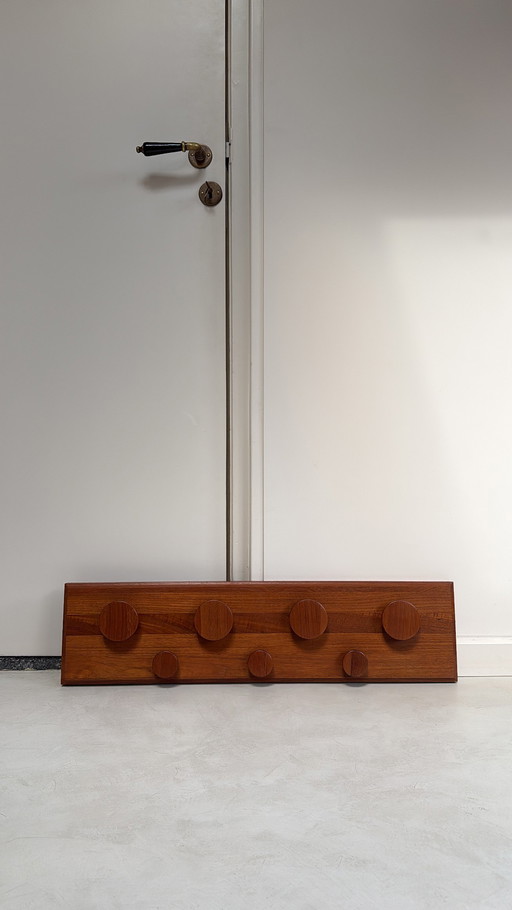Porte-manteau mural vintage en teck