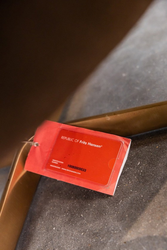 Image 1 of Fauteuil œuf édition anniversaire