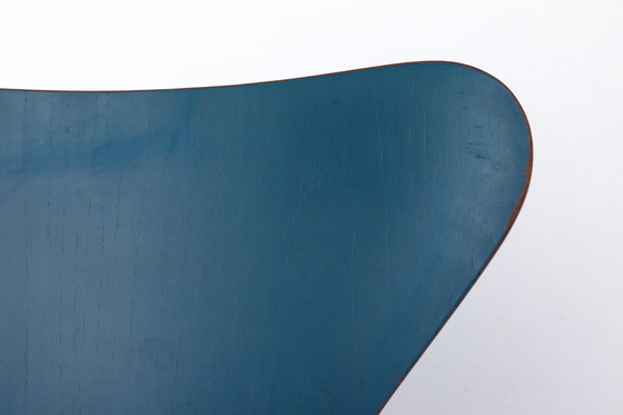 Image 1 of 2 Arne Jacobsen Series 7 Chairs – Model 3107 – Fritz Hansen Vintage 1950s Dining Chairs