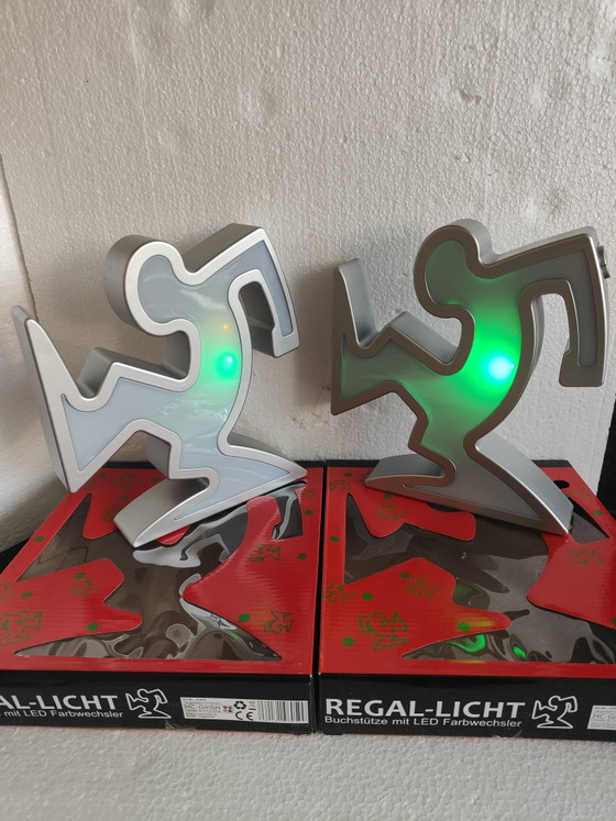 Image 1 of La Linea - Lampe d'après Osvaldo Cavandoli, Keith Haring - Lot de 2 1990