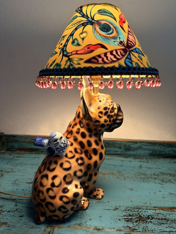 Image 1 of Lampada in ceramica fatta a mano con base a pantera / paralume in velluto