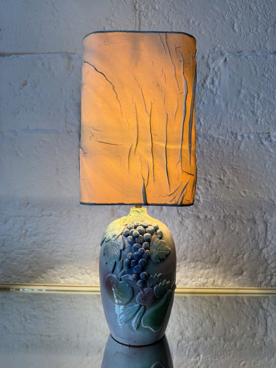 Image 1 of Handgefertigte Majolikalampe mit Fruchtmotiv, 1970er Jahre